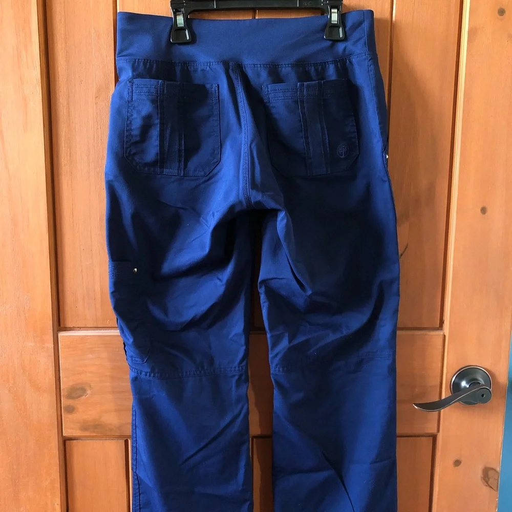 Scrub set - Picture 10 of 10
